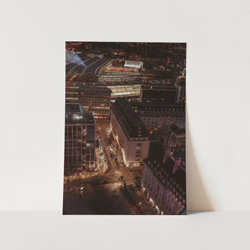 London Streets by Maleene Hinrichsen Art Print